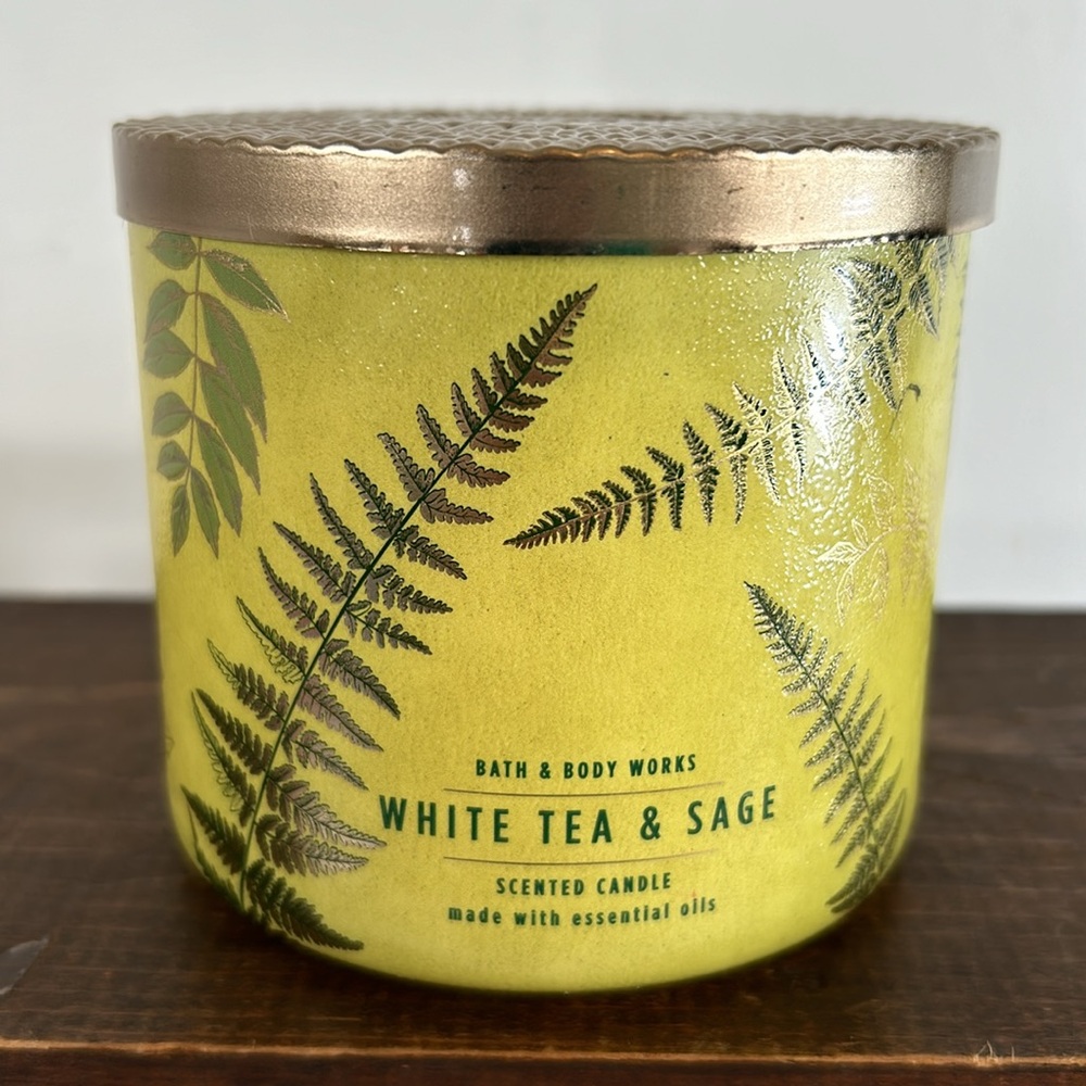 Bath & Body Works White Tea & Sage 3 Wick Scented Aromatherapy Yellow Candle